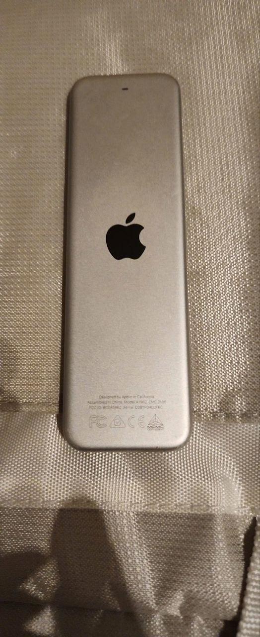 img_68daec4d9a65 Apple Siri Remote Gen 4 chính hãng (không lên nguồn - linh kiện/sửa chữa)